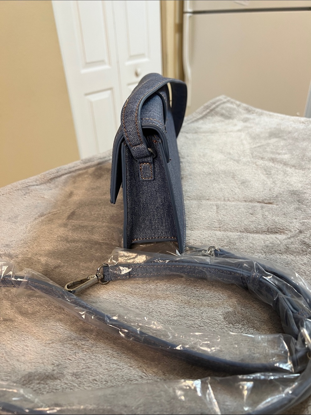 Call it Spring bag - Picture 2 of 6
